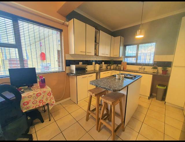 1 BEDROOM APARTMENT TO LET IN GLENLILLY